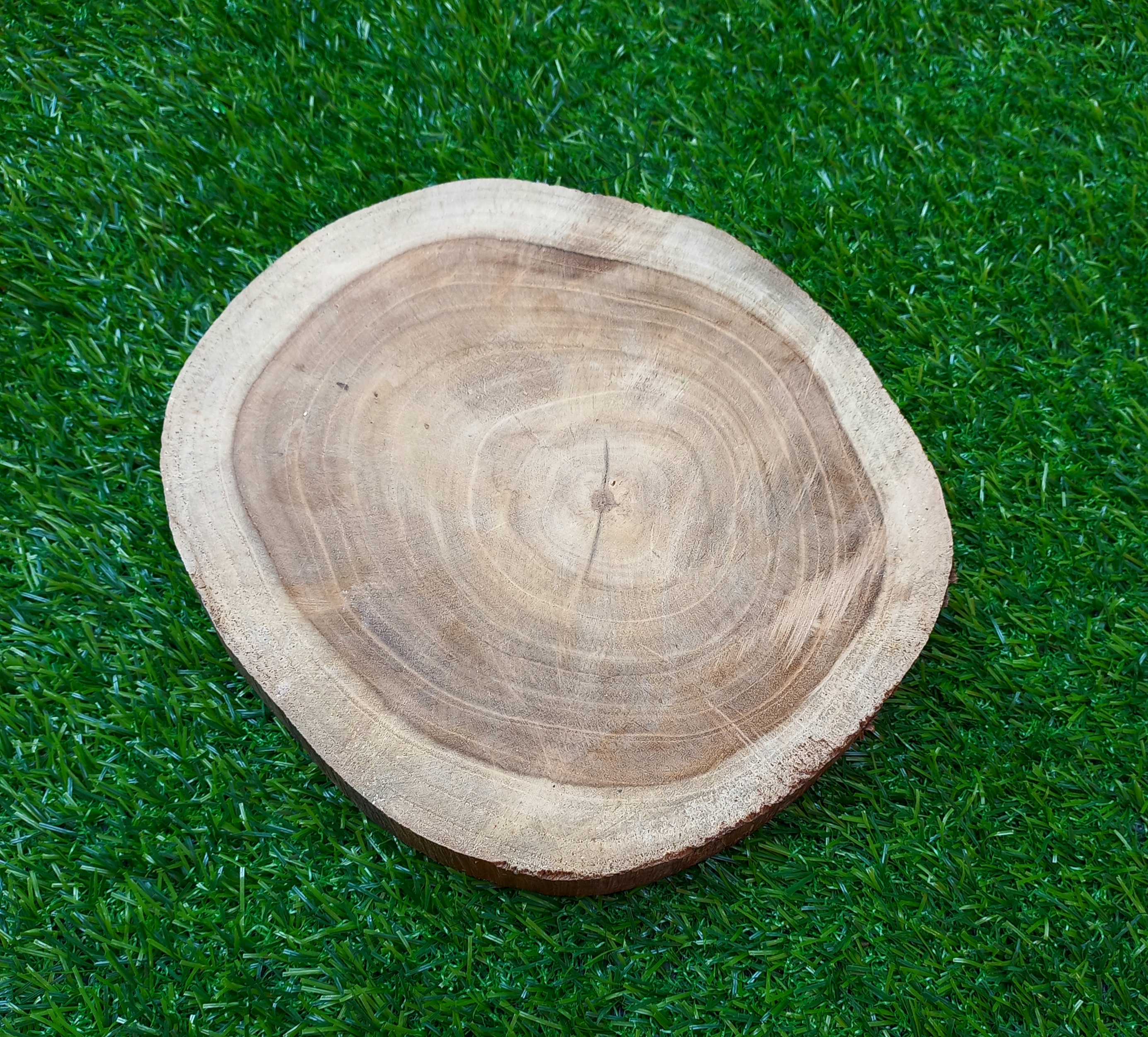 log 8-9 inch slice light colour