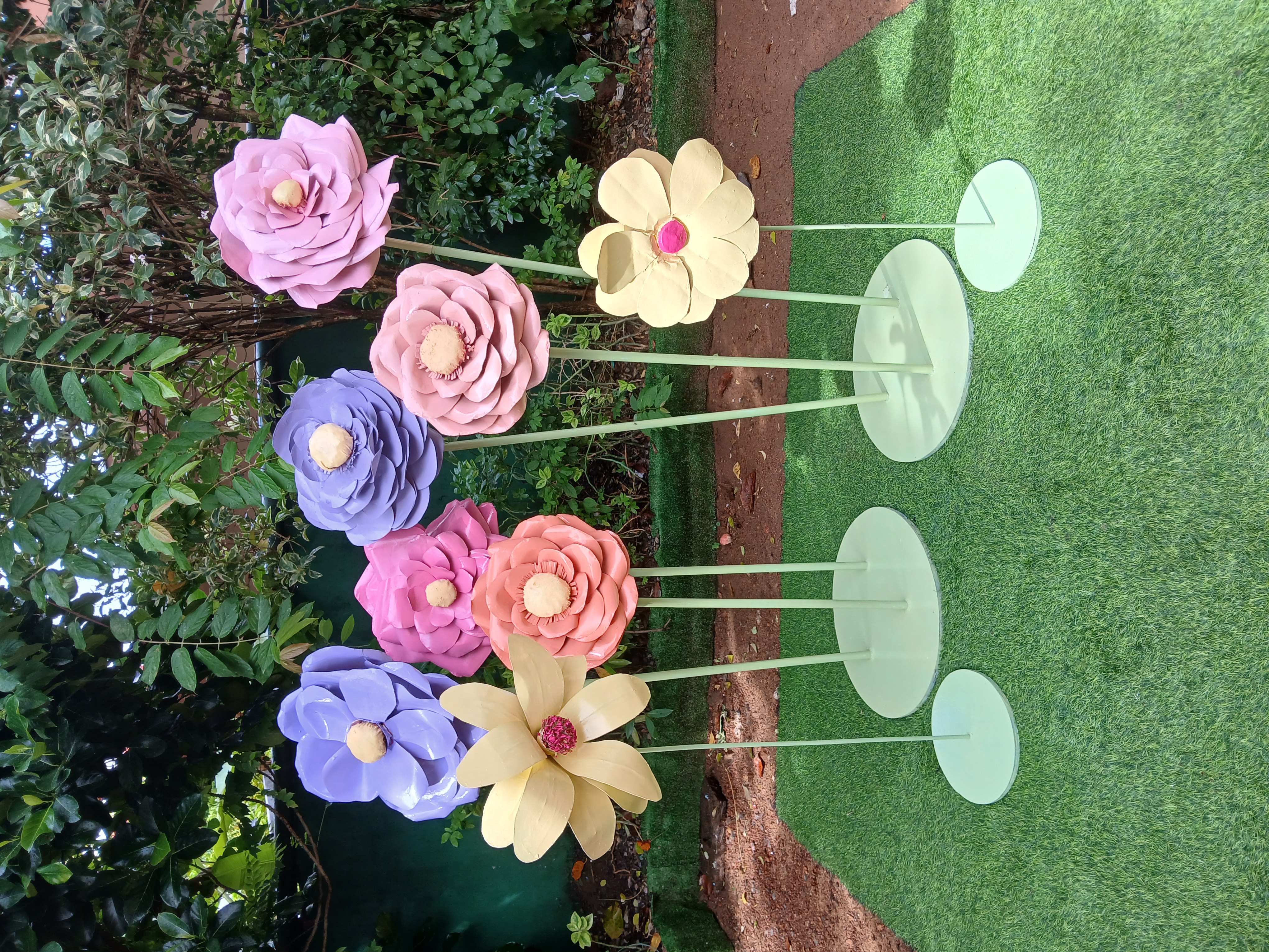 8 Large Paper Flowers With Stand