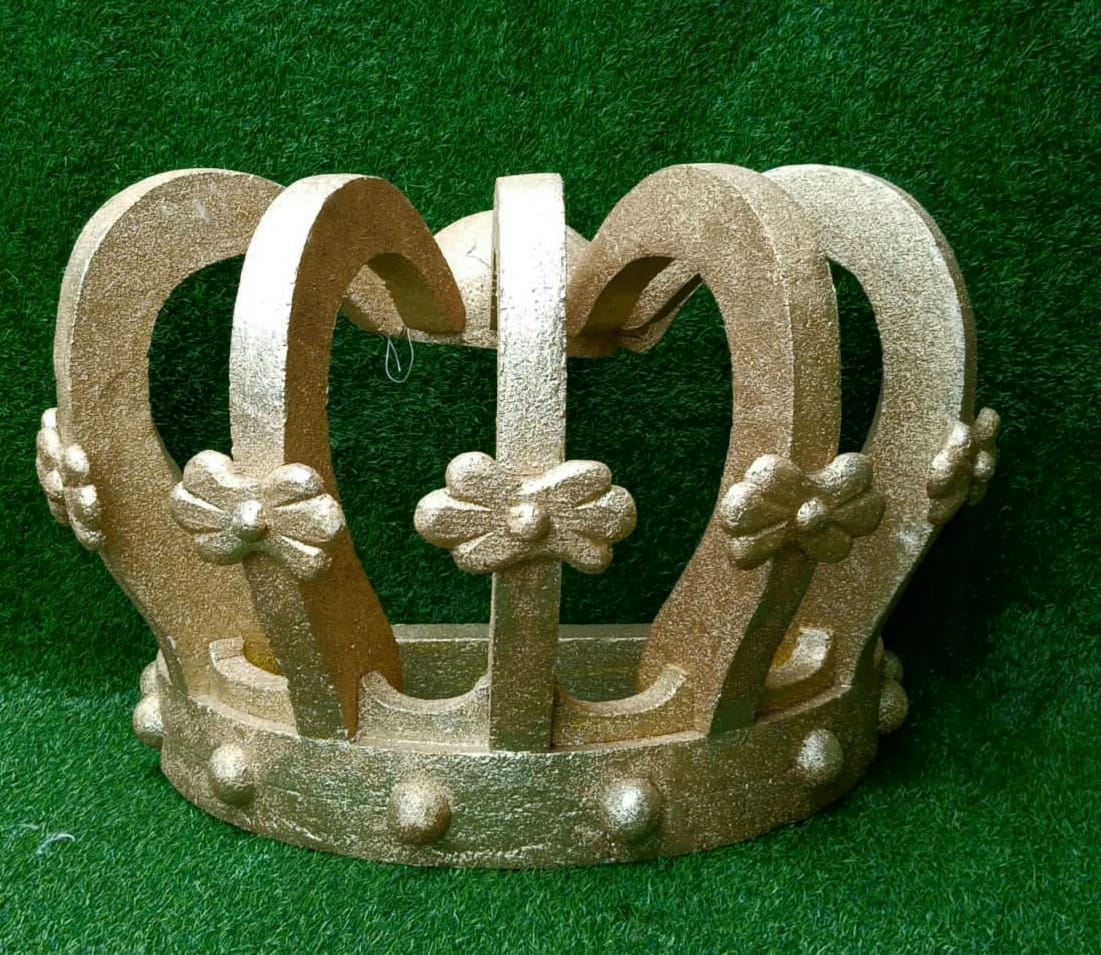 Crown W 29 H 23