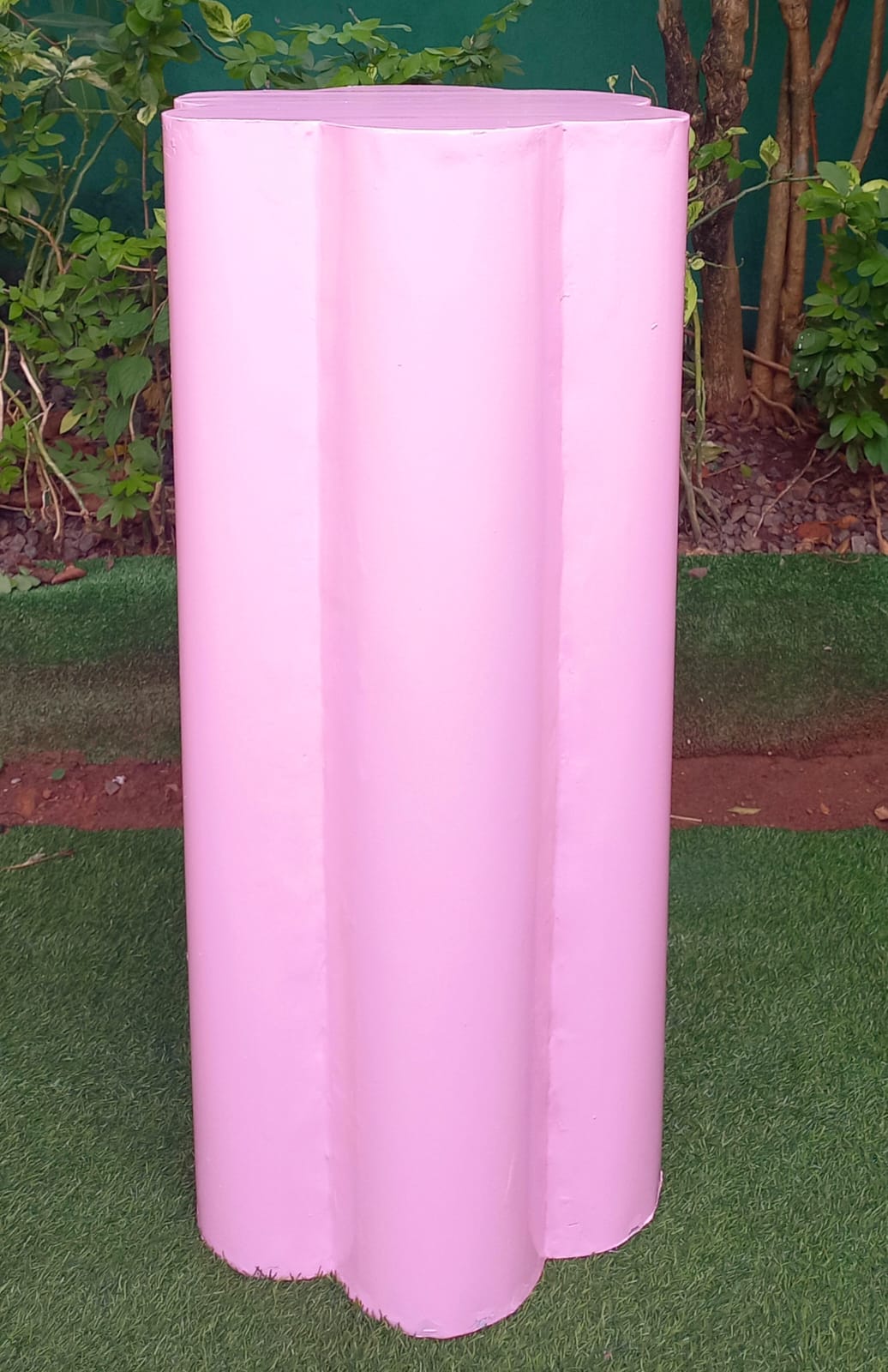 Flower Designed Plinth - Pastal Pink
